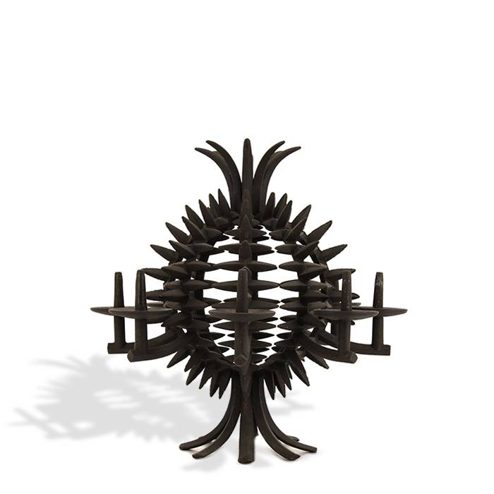 https://medias.collectorsquare.com/images/products/377994/00pp-jens-h-quistgaard-scandinavian-candelabra-in-cast-iron-edited-by-dansk-designs-denmark-probably-from-the-1960-s-stamped.jpg