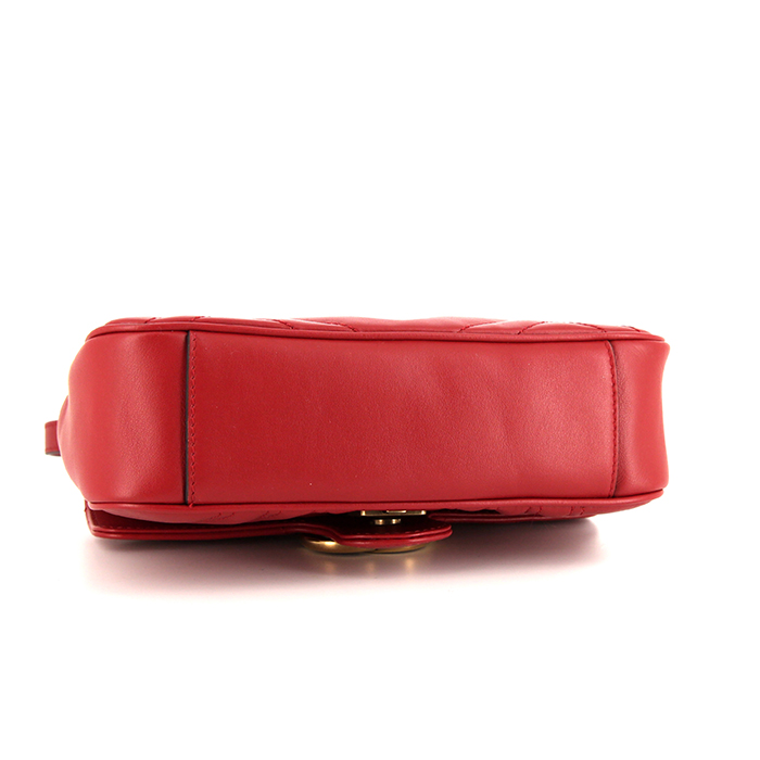 Gucci GG Marmont mini shoulder bag in red quilted leather - Detail D5