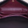 Bolso de mano Chanel Coco Handle en charol acolchado negro - Detail D3 thumbnail