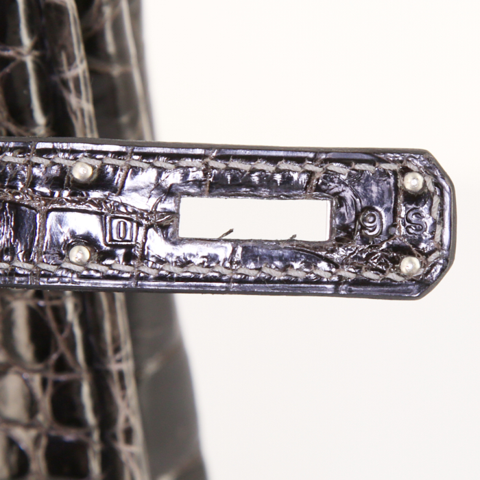 Sac à main Hermes Birkin 35 cm en crocodile porosus gris Graphite - Detail D4