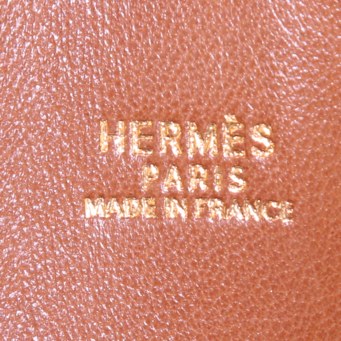 Hermès Bolide 35 cm handbag in gold epsom leather - Detail D4