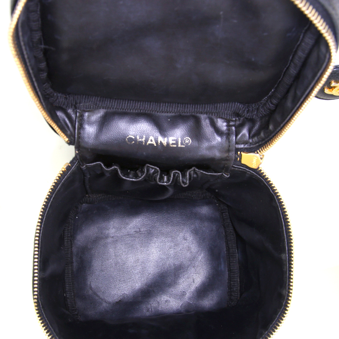 Vanity Chanel Vanity en cuir grainé noir - Detail D2