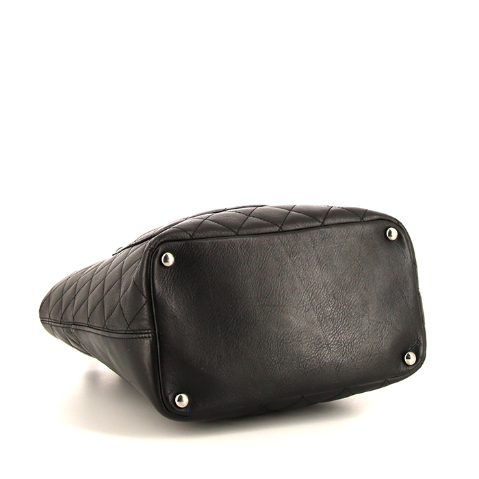 Chanel Cambon handbag in black quilted leather - Detail D4