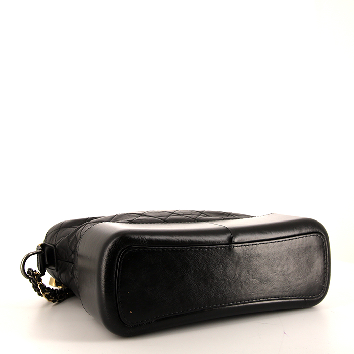 Chanel Gabrielle  medium model shoulder bag in black quilted leather - Detail D5
