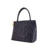 Chanel Medaillon handbag in navy blue quilted grained leather - 00pp thumbnail