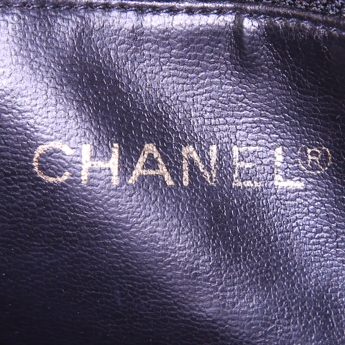 Sac cabas Chanel Triple Coco en cuir noir - Detail D4