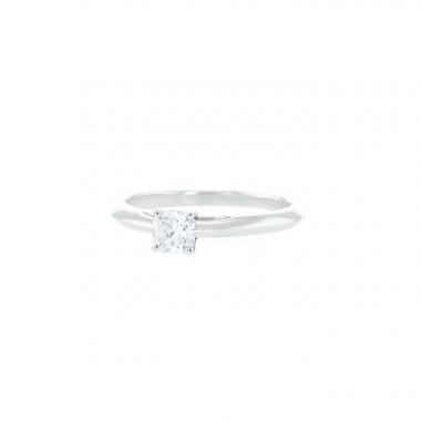 Tiffany 
Co Lucida solitaire ring in platinium and diamond (0,41 carat)