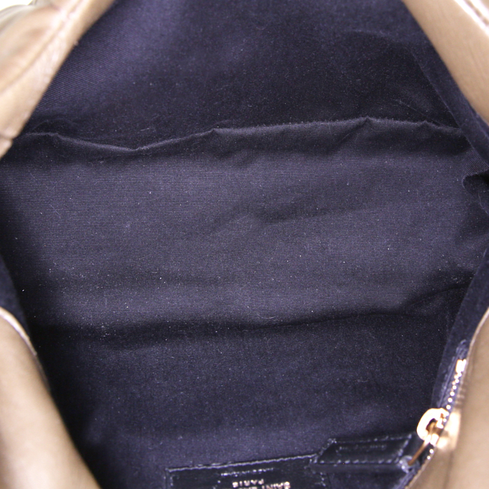 Borsa a tracolla Saint Laurent Loulou in pelle trapuntata a zigzag verde kaki - Detail D3
