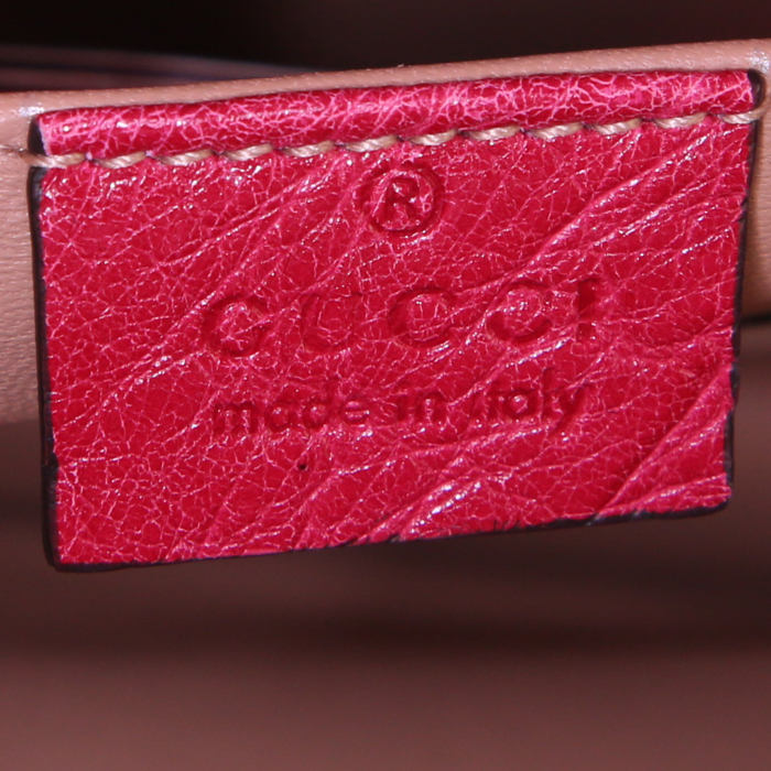Sac à main Gucci Dionysus en autruche rose - Detail D4