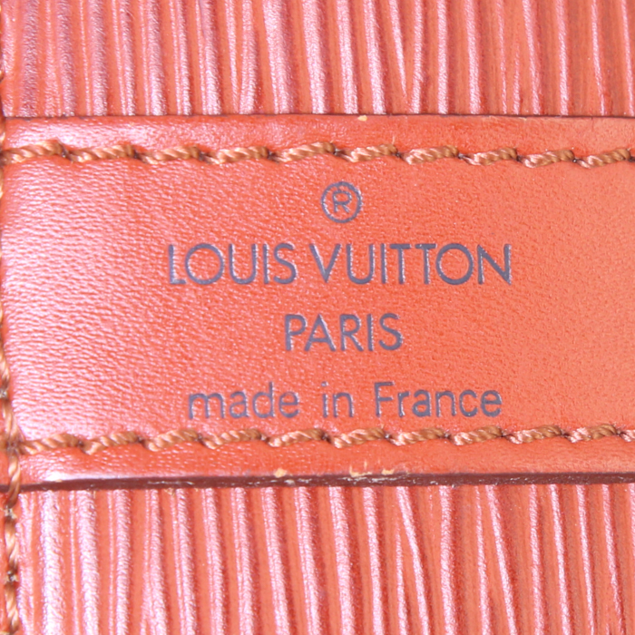Bolso de mano Louis Vuitton petit Noé en cuero Epi marrón - Detail D3
