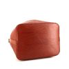 Louis Vuitton petit Noé handbag in brown epi leather - Detail D4 thumbnail