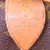 Bolso de mano Louis Vuitton Speedy 40 cm en lona Monogram marrón y cuero natural - Detail D3 thumbnail