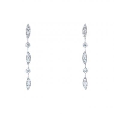 Paire de pendants d'oreilles Chaumet Frise en or blanc et diamants