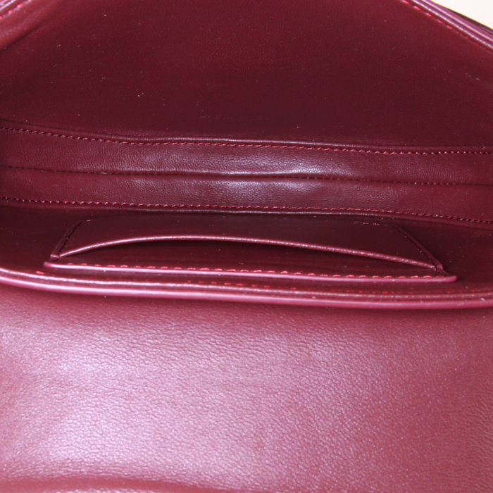 Sac bandoulière Celine 16 petit modèle en cuir bordeaux - Detail D2