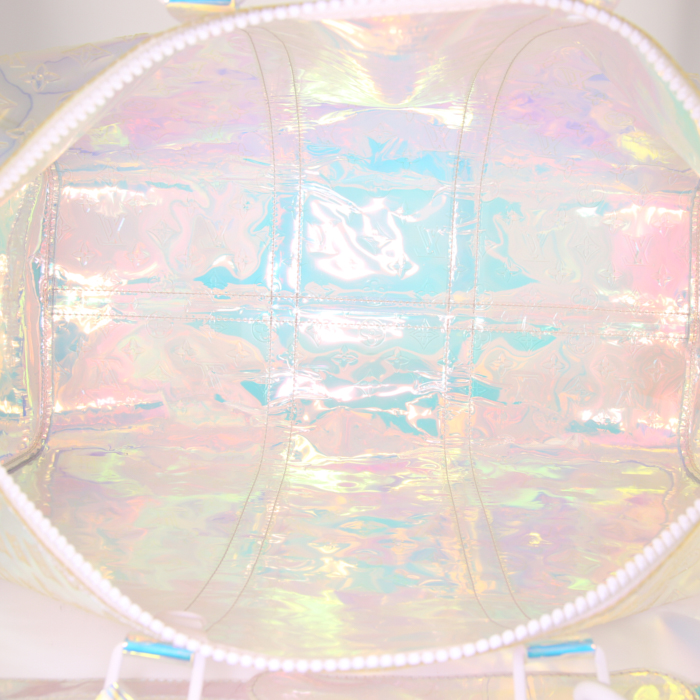 Bolso de fin de semana Louis Vuitton Keepall Editions Limitées Prism en vinilo degradado transparente - Detail D3