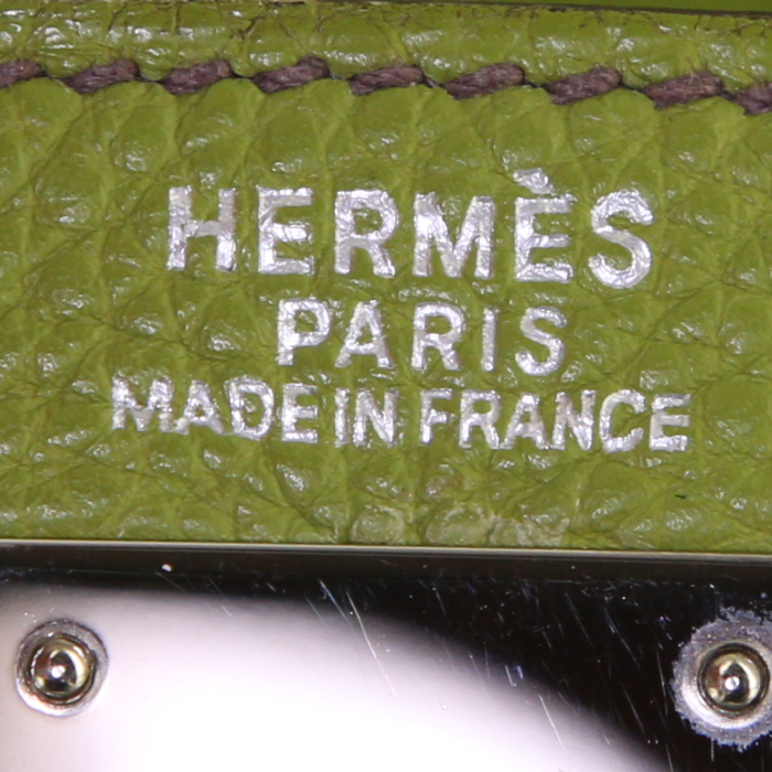 Hermes Kelly 32 cm handbag in anise green togo leather - Detail D4