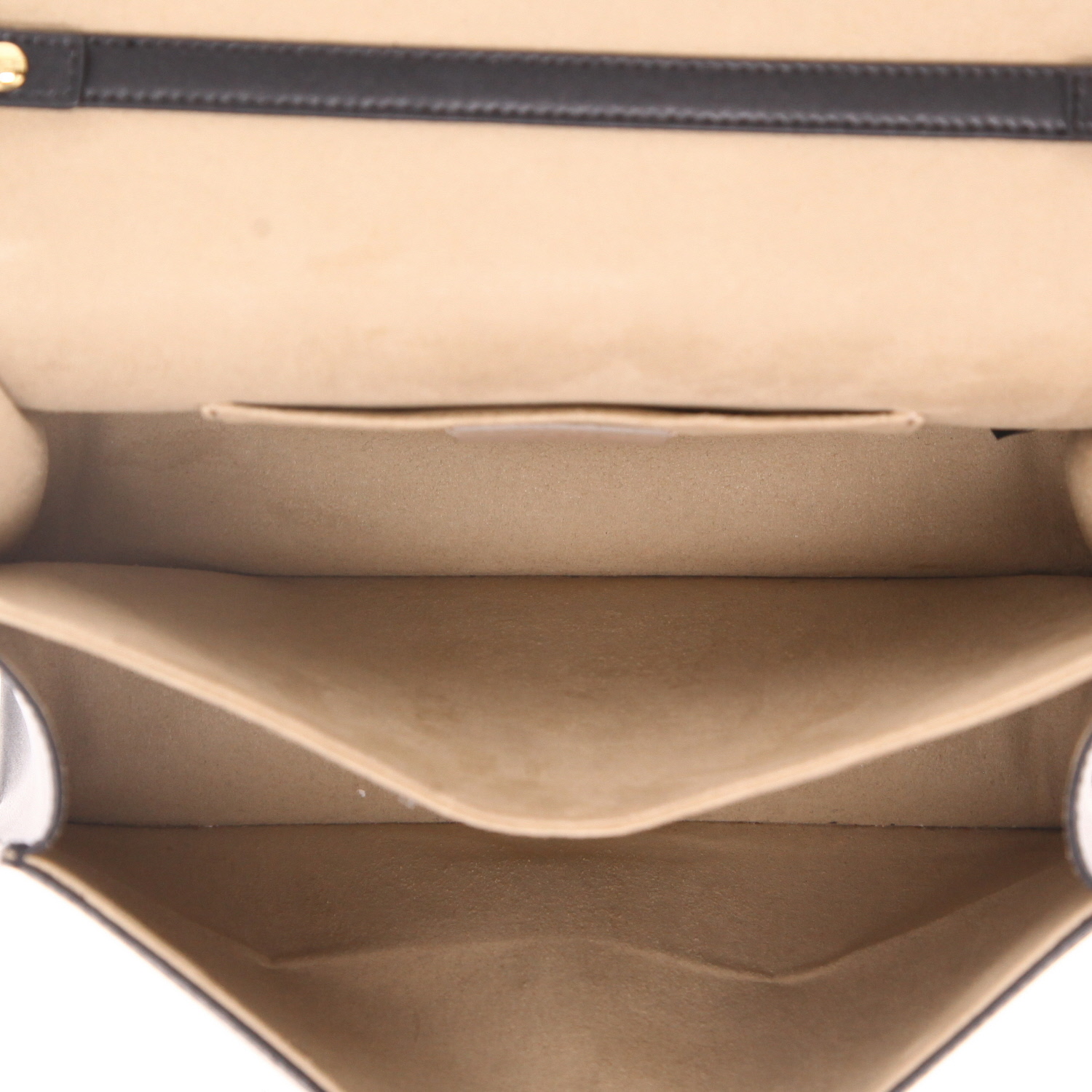 Fendi Kan I handbag in black leather - Detail D3