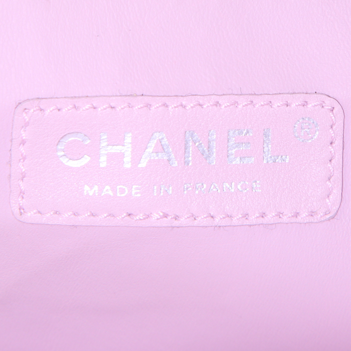 Chanel Tote shopping bag in pink and black canvas - Detail D3