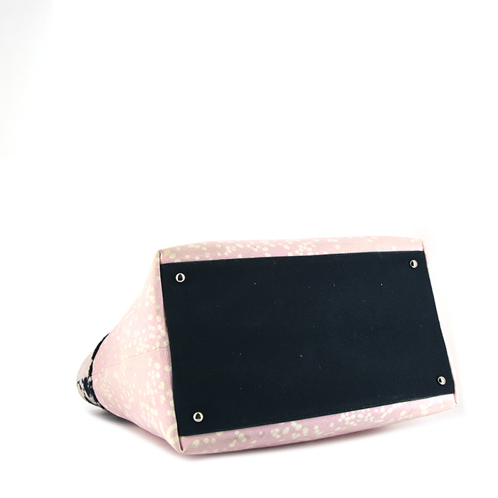 Chanel Tote shopping bag in pink and black canvas - Detail D4