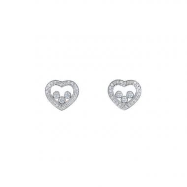 Paire de boucles d'oreilles Chopard Happy Diamonds en or blanc et diamants