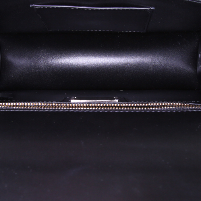 Sac à main Bulgari Serpenti en cuir noir - Detail D3