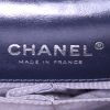 Bolso de mano Chanel 2.55 en cuero acolchado azul marino - Detail D4 thumbnail