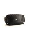 Bolso Cabás Chanel Cambon en cuero acolchado negro - Detail D4 thumbnail