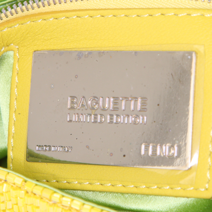 Borsa Fendi Baguette in tela e strass con motivo e pelle gialla - Detail D3