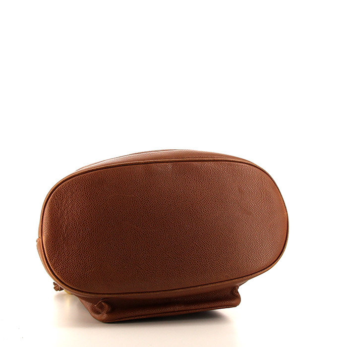 Bolso de mano Chanel Vintage Shopping en cuero granulado marrón - Detail D4