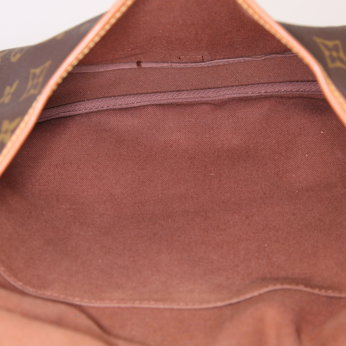 Louis Vuitton Saumur shoulder bag in brown monogram canvas and natural leather - Detail D2