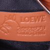 Borsa a tracolla Loewe Puzzle  modello piccolo in pelle marrone con motivo - Detail D4 thumbnail