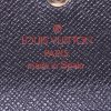 Louis Vuitton Sarah wallet in black epi leather - Detail D3 thumbnail