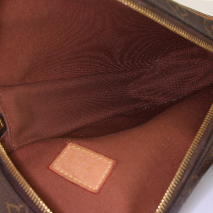 Louis Vuitton  Gange pouch  in brown monogram canvas  and brown leather - Detail D2