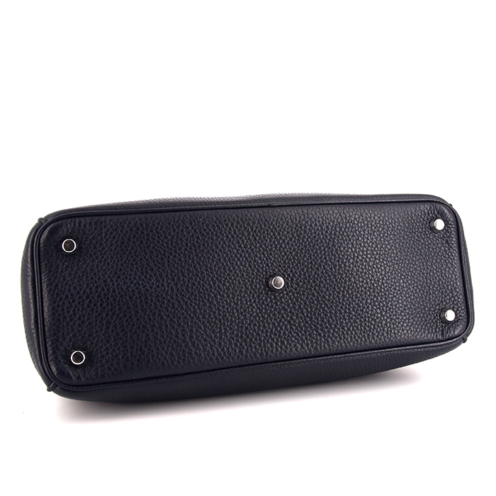 Bolso de mano Dior Diorissimo modelo mediano en cuero granulado azul marino - Detail D5