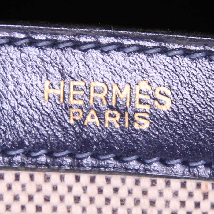 Hermes Drag handbag in navy blue box leather and beige canvas - Detail D3
