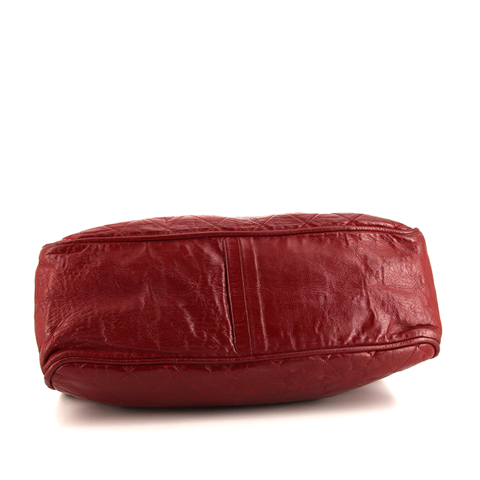 Handbag in red quilted leather and black piping - Detail D4