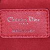 Borsa a tracolla Dior Lady Dior Edition Limitée modello grande in pelle rossa decorazione con chiodi in metallo argentato - Detail D4 thumbnail