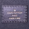 Louis Vuitton New Wave small model shoulder bag in black quilted leather - Detail D4 thumbnail