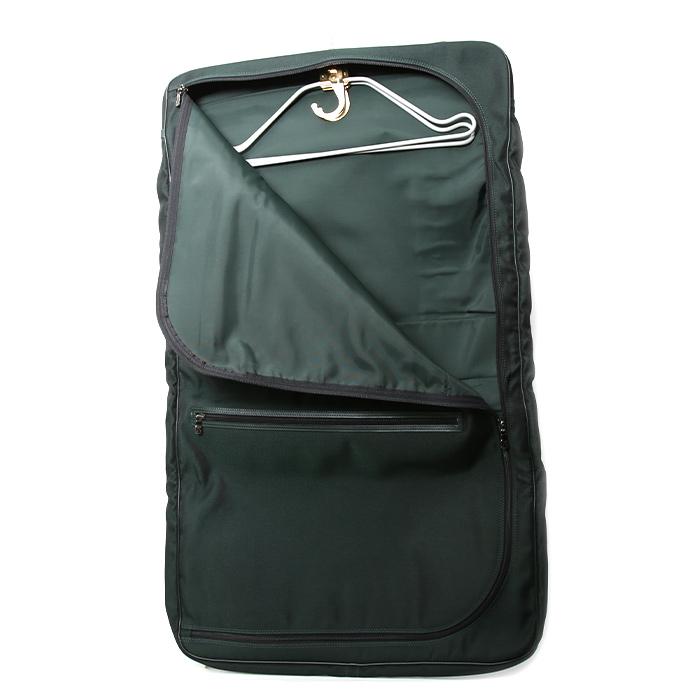 Funda protectora para ropa Louis Vuitton Porte-habits en cuero taiga verde pino y lona verde - Detail D4