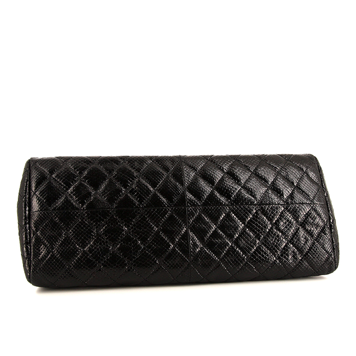 Bolso de mano Chanel Mademoiselle en cuero acolchado negro - Detail D5