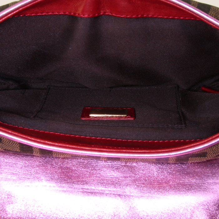 Fendi handbag in monogram canvas and red leather - Detail D3