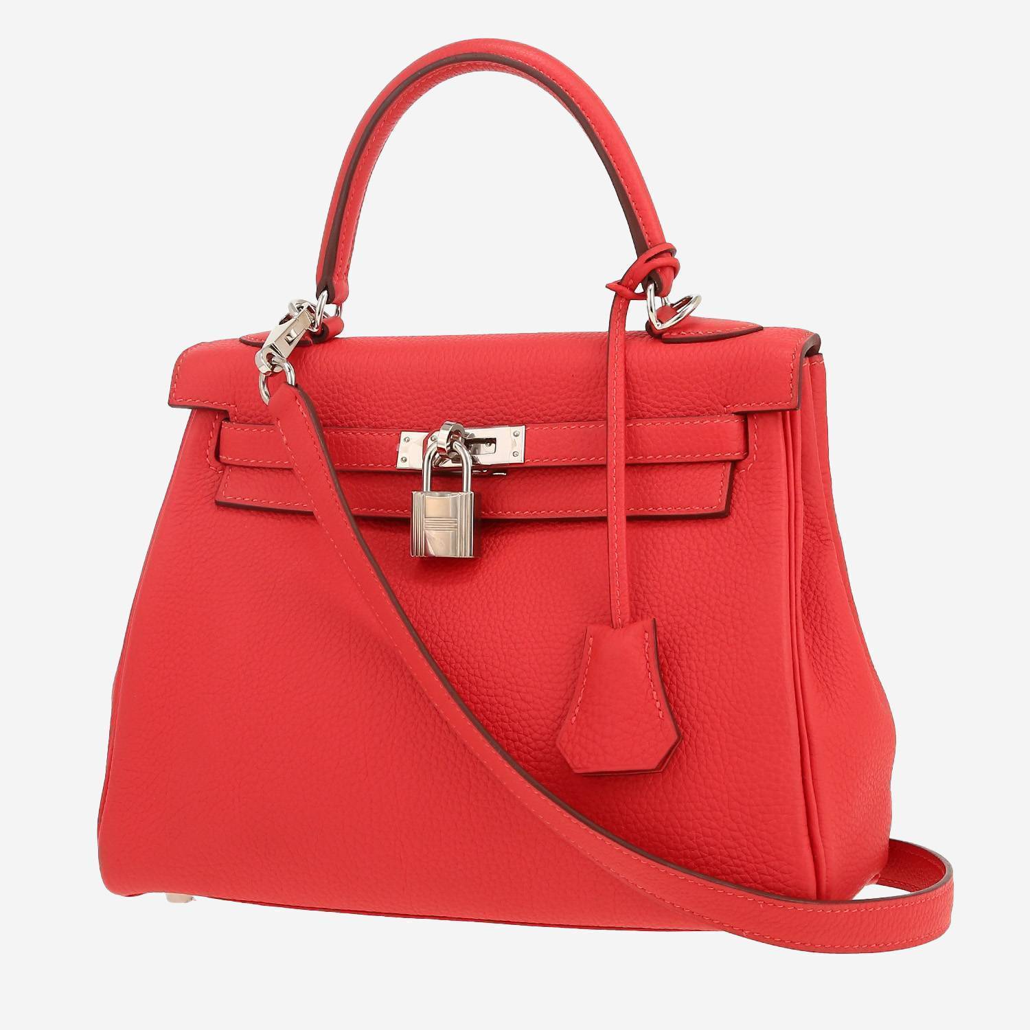 Hermès  Kelly 25 cm handbag  in red Pivoine togo leather
