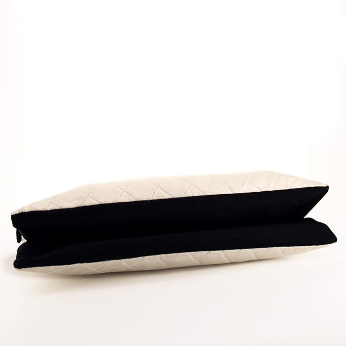 Borsa Chanel in raso bianco grigio e nero - Detail D4