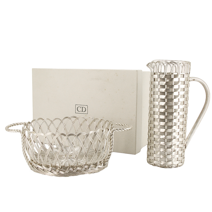 Christian Dior, table set including a pitcher and a basket in silvered metal imitating the work of basketry, signed, from the 1980's - Detail D3