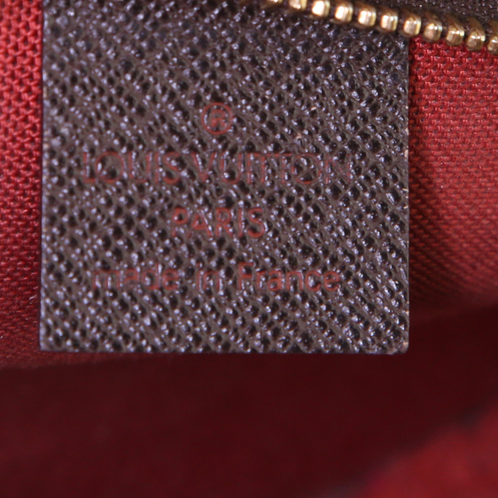 Pochette Louis Vuitton Pochette accessoires en toile damier ébène et cuir marron - Detail D3