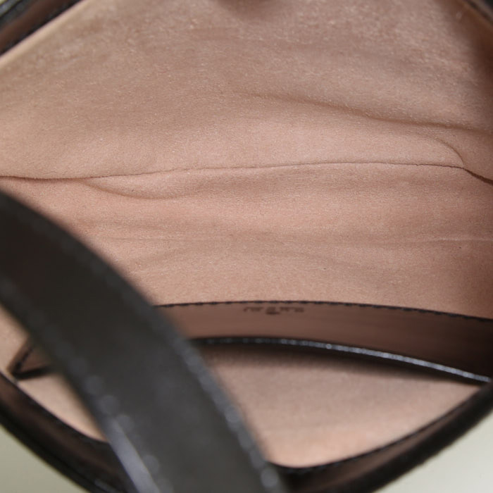 Bolso bandolera Gucci Jackie mini en cuero negro - Detail D3
