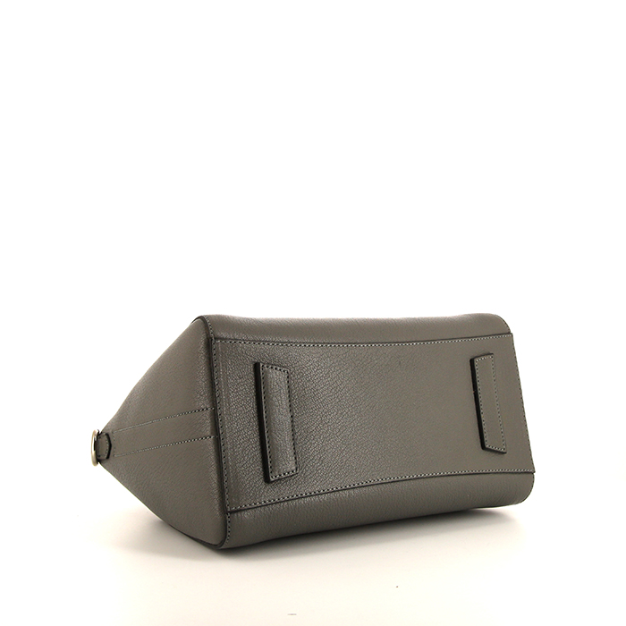 Givenchy Antigona small model handbag in grey grained leather - Detail D5
