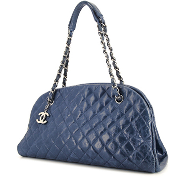 Sac porté épaule ou main Chanel Mademoiselle en cuir matelassé bleu