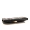Portefeuille Chanel en cuir grainé matelassé noir - Detail D4 thumbnail