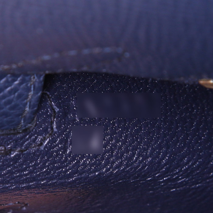 Sac à main Hermes Kelly 25 cm en cuir epsom bleu indigo - Detail D5
